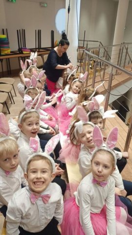 b_1024_768_0_00_images_2023_2024_Pociask_przeglad_piosenki_433438761_874245457836737_6772753100704099783_n